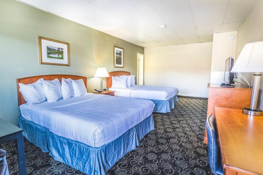 Days Inn By Wyndham Montrose Εξωτερικό φωτογραφία