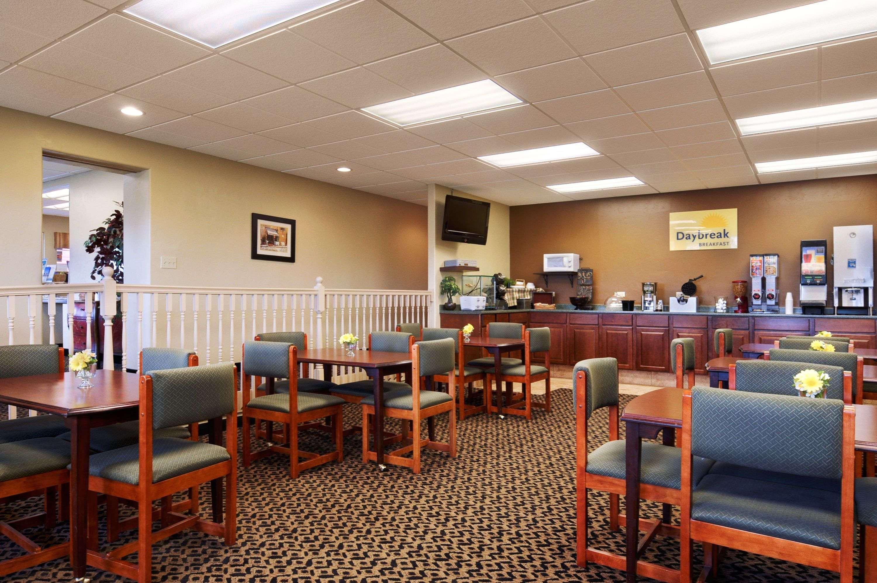 Days Inn By Wyndham Montrose Εξωτερικό φωτογραφία