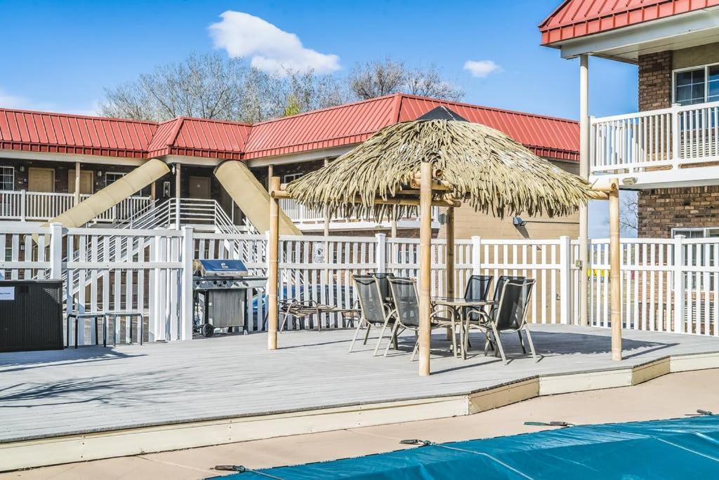 Days Inn By Wyndham Montrose Εξωτερικό φωτογραφία